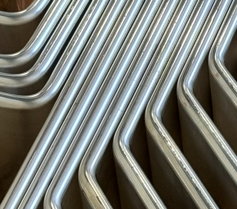 nested metal angled bars